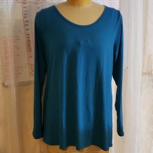 NWOT 3x LuLaRoe Lynnae high low top